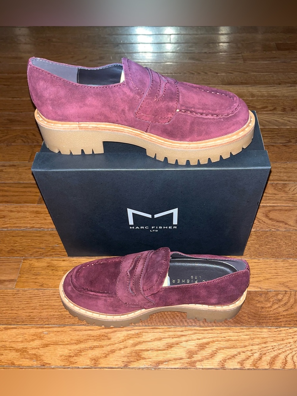 Marc Fisher LTD Norton Lug Sole Penny Loafers Dark Red Calf Hair Women’s 8 - Picture 3 of 14